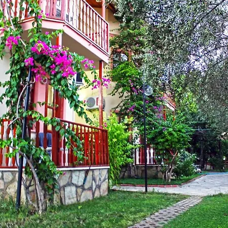 Club Turkuaz Garden Adult Only Hotel 3*
