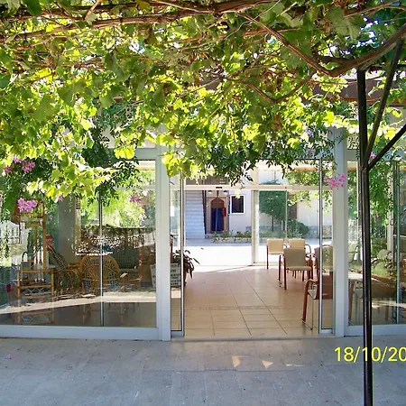 Club Turkuaz Garden Adult Only פאטהיה